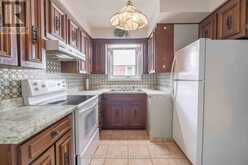 215 ROSEDALE AVENUE | Hamilton Ontario | Slide Image Twelve