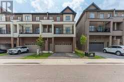 32 ALAN WILLIAMS TRAIL | Uxbridge Ontario | Slide Image One