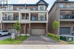 32 ALAN WILLIAMS TRAIL | Uxbridge Ontario | Slide Image Six
