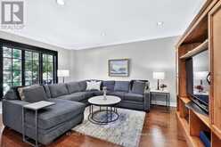 324 OAKRIDGE COURT | Oakville Ontario | Slide Image Sixteen