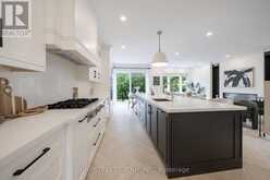 9 GAYLORD DRIVE | Toronto Ontario | Slide Image Eleven