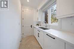9 GAYLORD DRIVE | Toronto Ontario | Slide Image Thirteen