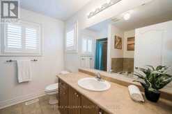 399 REEVES WAY BOULEVARD | Whitchurch-Stouffville Ontario | Slide Image Fifteen