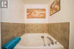 399 REEVES WAY BOULEVARD | Whitchurch-Stouffville Ontario | Slide Image Sixteen