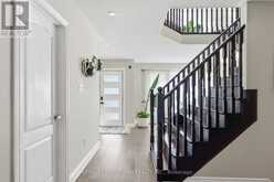 17 COUNSELLOR TERRACE | Barrie Ontario | Slide Image Three