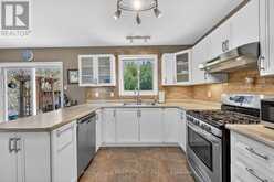 23 MCFADDEN DRIVE | Springwater Ontario | Slide Image Four
