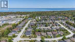 2 OLD HICKORY LANE | Wasaga Beach Ontario | Slide Image Thirty-three