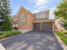 1396 THORNCREST CRESCENT | Oakville Ontario | Slide Image One