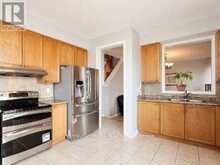 5936 WHITEHORN AVENUE | Mississauga Ontario | Slide Image Nine