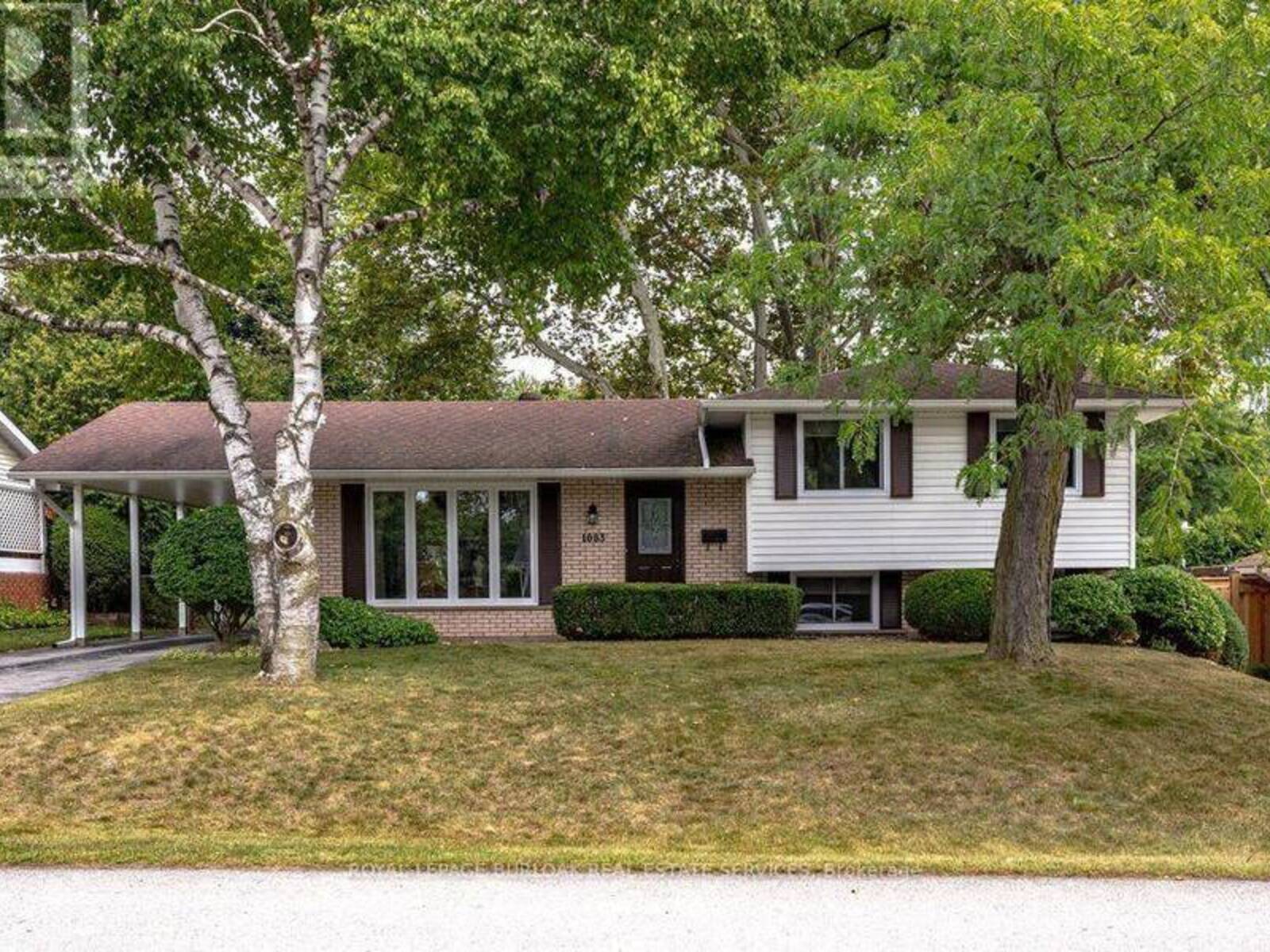 1083 MANORWOOD DRIVE, Burlington, Ontario L7T 2L9