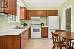 1083 MANORWOOD DRIVE | Burlington Ontario | Slide Image Twelve