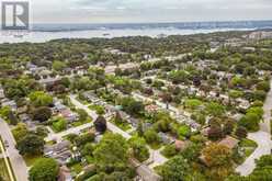 1083 MANORWOOD DRIVE | Burlington Ontario | Slide Image Thirty