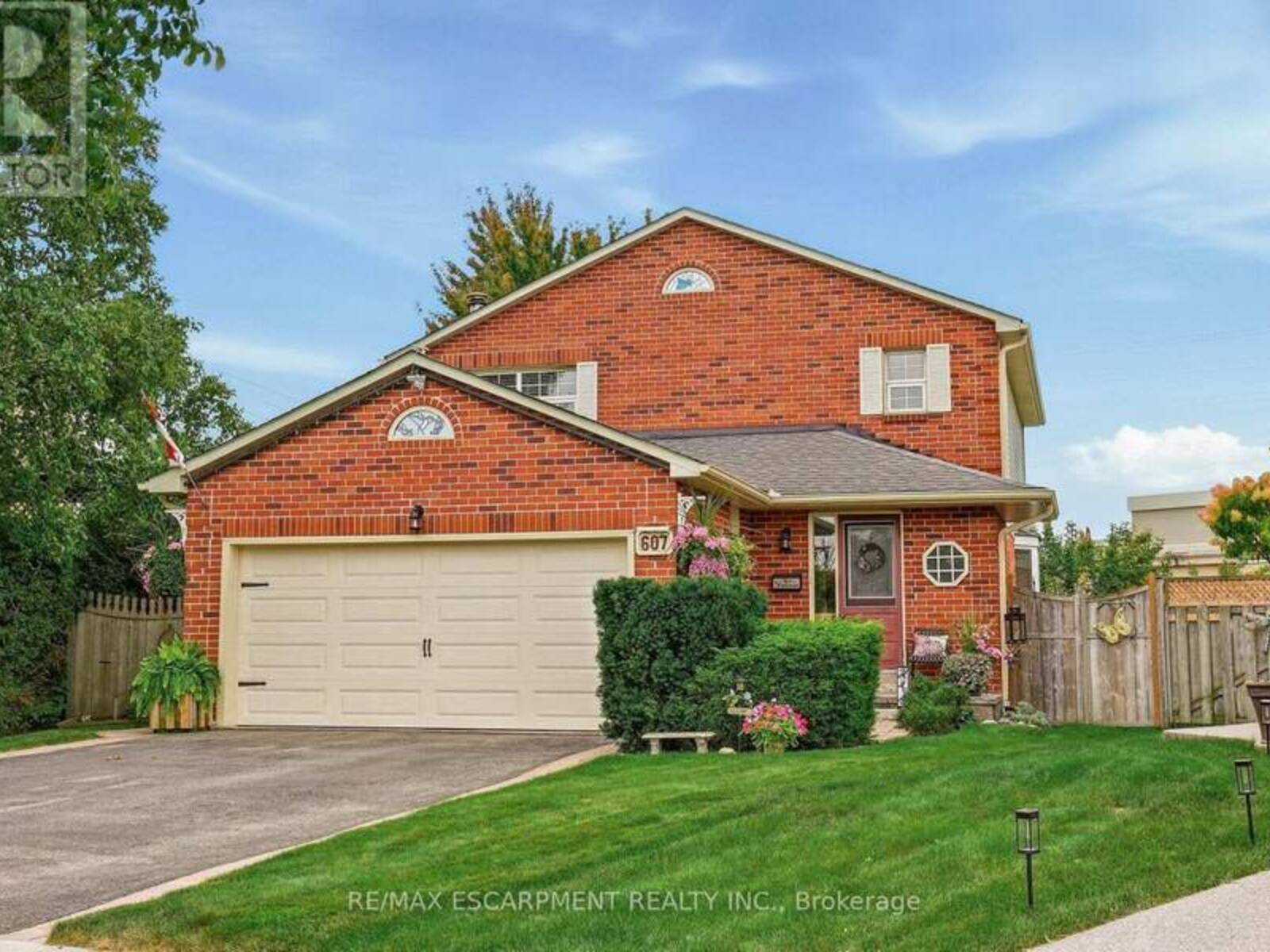 607 CLOVER PARK CRESCENT, Milton, Ontario L9T 4T7