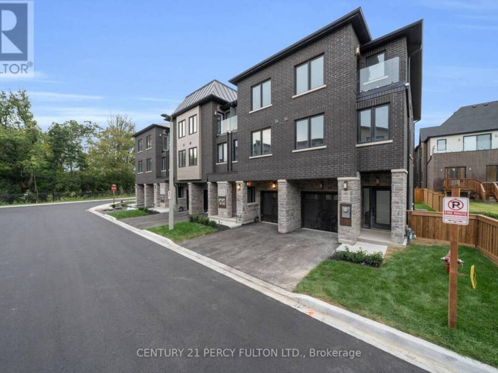 5 - 6635 CLOCK COURT, Mississauga, Ontario L5W 1N2
