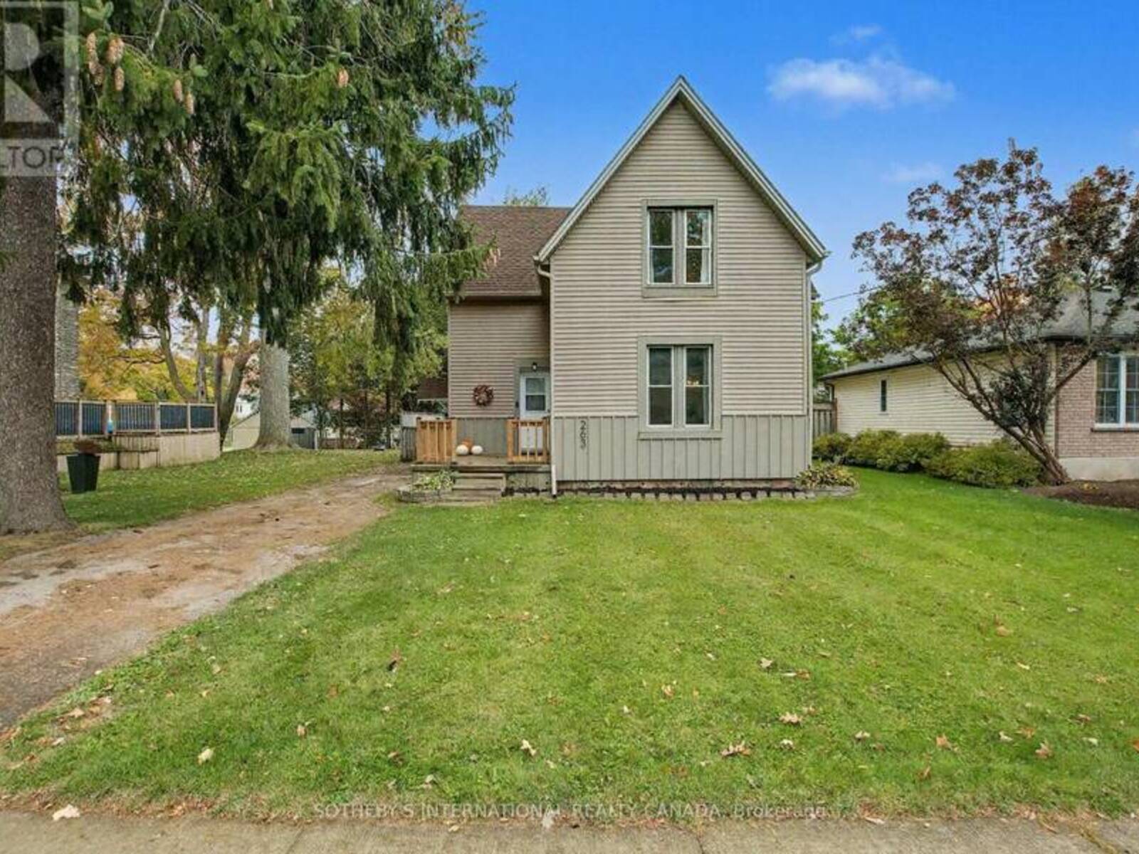 263 CUMBERLAND STREET, Minto, Ontario N0G 2P0