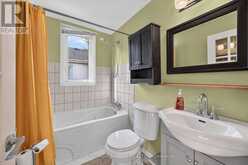 43 EAST 39TH STREET | Hamilton Ontario | Slide Image Twenty