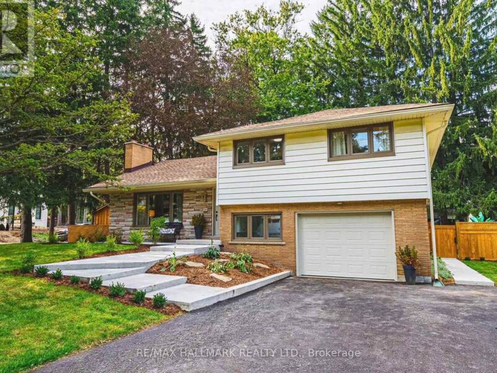 189 TAYLOR ROAD, Hamilton, Ontario L9G 1P3