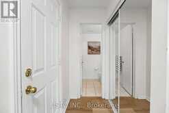15 MANTIS ROAD | Toronto Ontario | Slide Image Eighteen