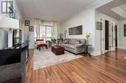 520 - 10101 YONGE STREET | Richmond Hill Ontario | Slide Image Six