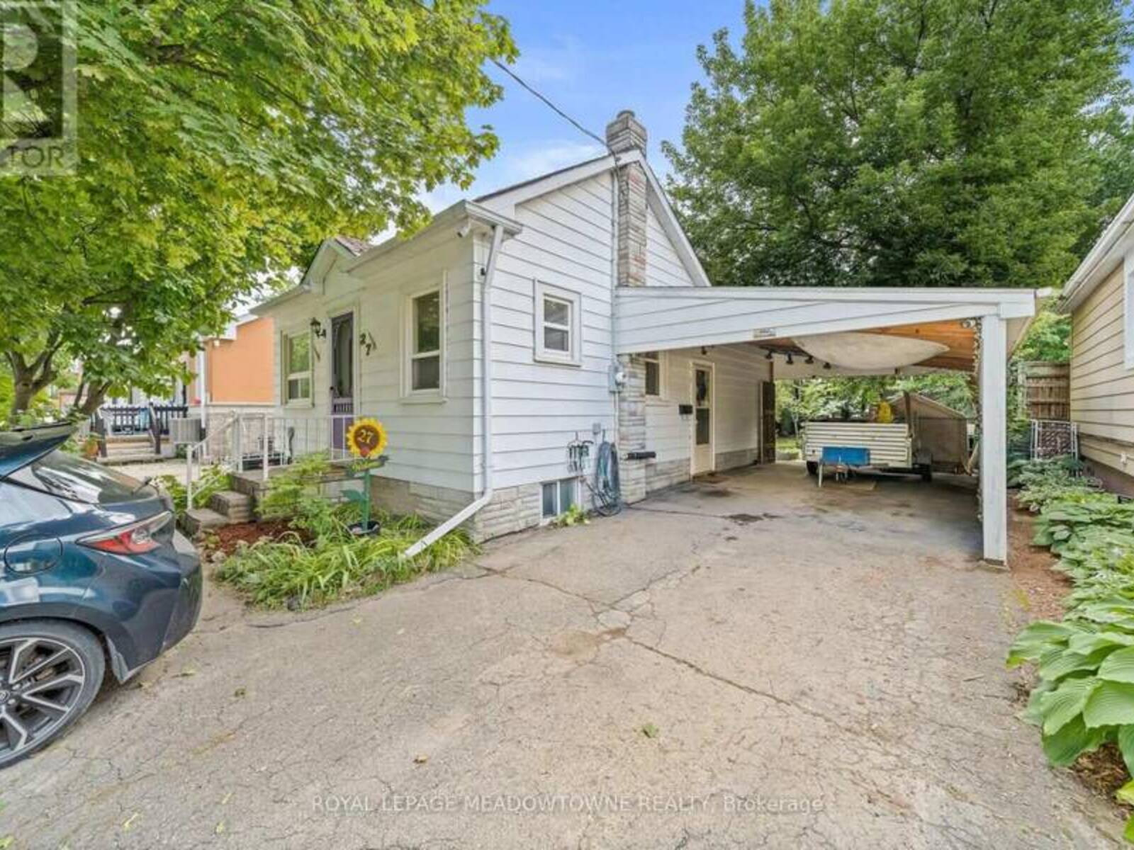 27 ROYCE AVENUE, Brampton, Ontario L6Y 1J6