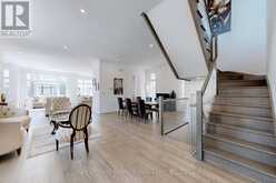 251 OXFORD STREET | Richmond Hill Ontario | Slide Image Seventeen