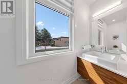 251 OXFORD STREET | Richmond Hill Ontario | Slide Image Eighteen