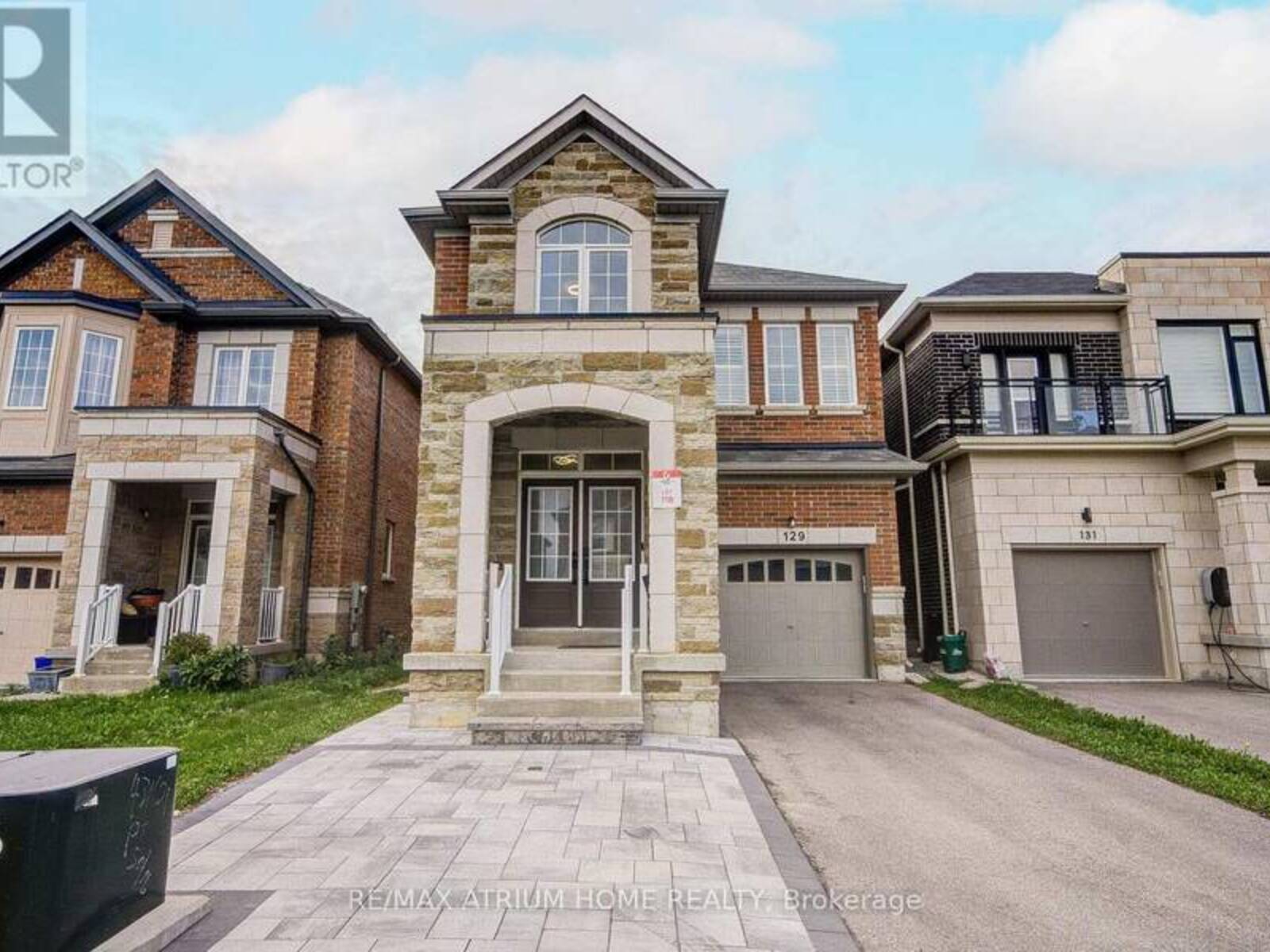 129 HARTNEY DRIVE, Richmond Hill, Ontario L4S 0L1