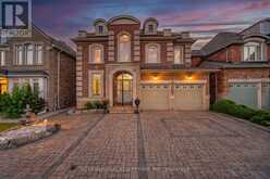84 FRED YOUNG DRIVE | Toronto Ontario | Slide Image Four