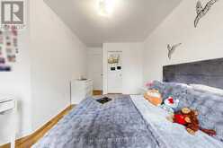 5 EVELYN BUCK LANE | Aurora Ontario | Slide Image Thirty