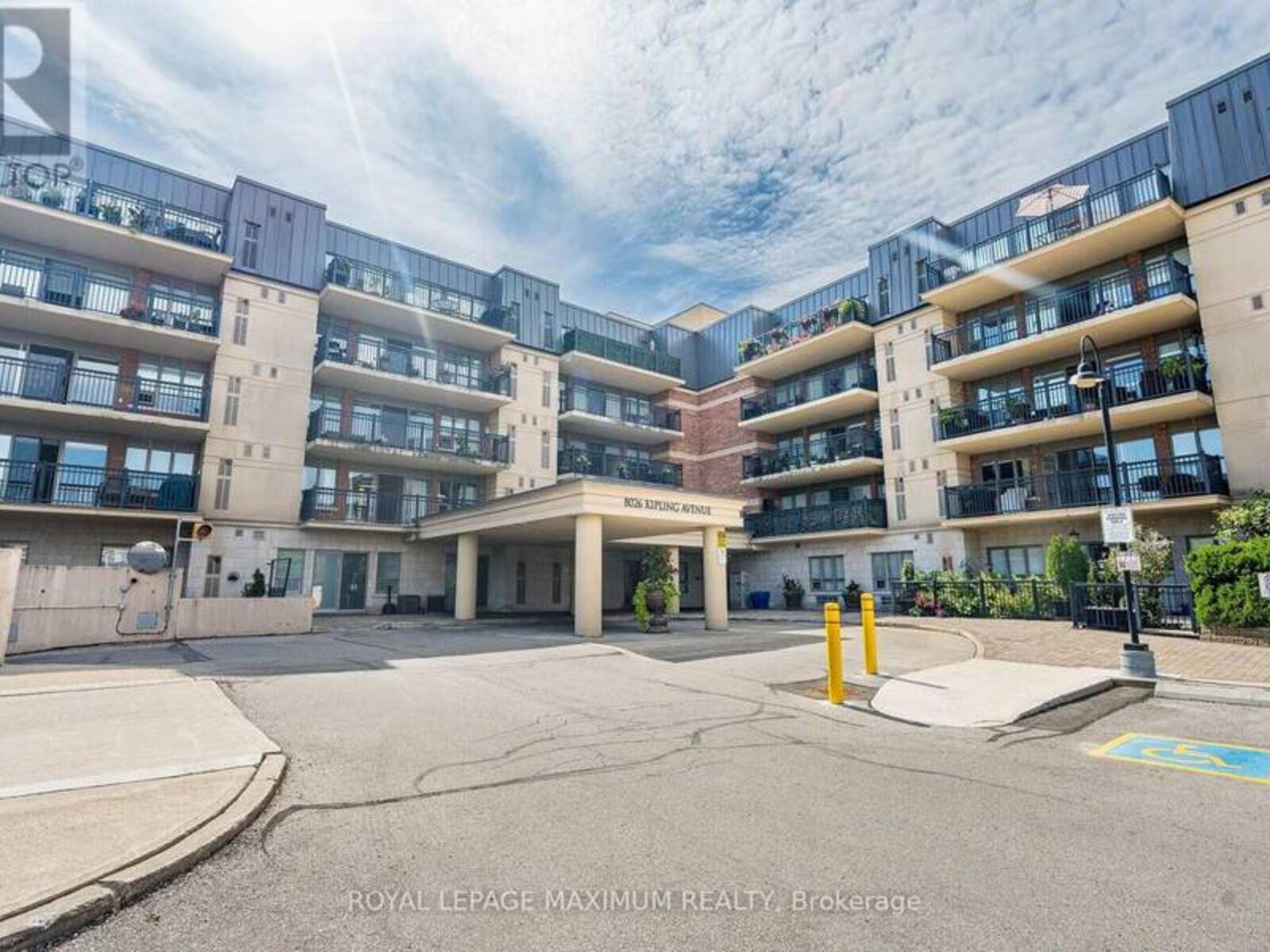 305 - 8026 KIPLING AVENUE, Vaughan, Ontario L4L 2A1