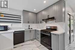 286 PALMER AVENUE | Richmond Hill Ontario | Slide Image Four