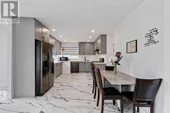 286 PALMER AVENUE | Richmond Hill Ontario | Slide Image Six