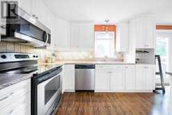 1 BAY MOORINGS BOULEVARD | Penetanguishene Ontario | Slide Image Ten