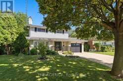 36 BUCKINGHAM DRIVE | Hamilton Ontario | Slide Image Two