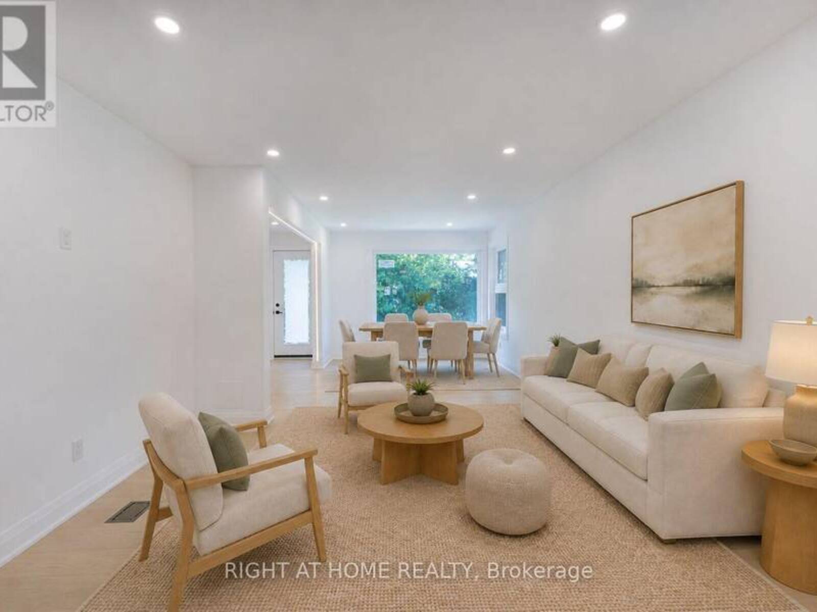 30 MORTON AVENUE, East Gwillimbury, Ontario L0G 1V0