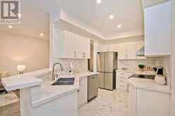 16 VENTURE AVENUE | Richmond Hill Ontario | Slide Image Ten