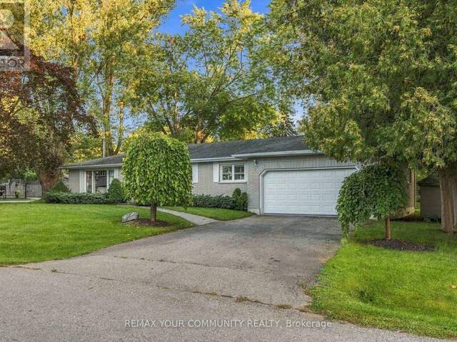 29 MEDINA SQUARE Georgina Ontario, L4P 1C8 - 3 Bedrooms Home For Sale