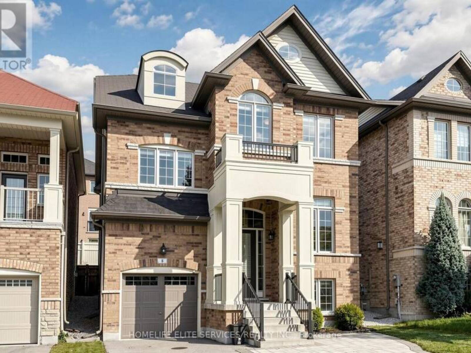 8 BECKETT AVENUE, Markham, Ontario L6C 0W5