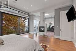 67 LAKE PROMENADE | Toronto Ontario | Slide Image Twenty-one