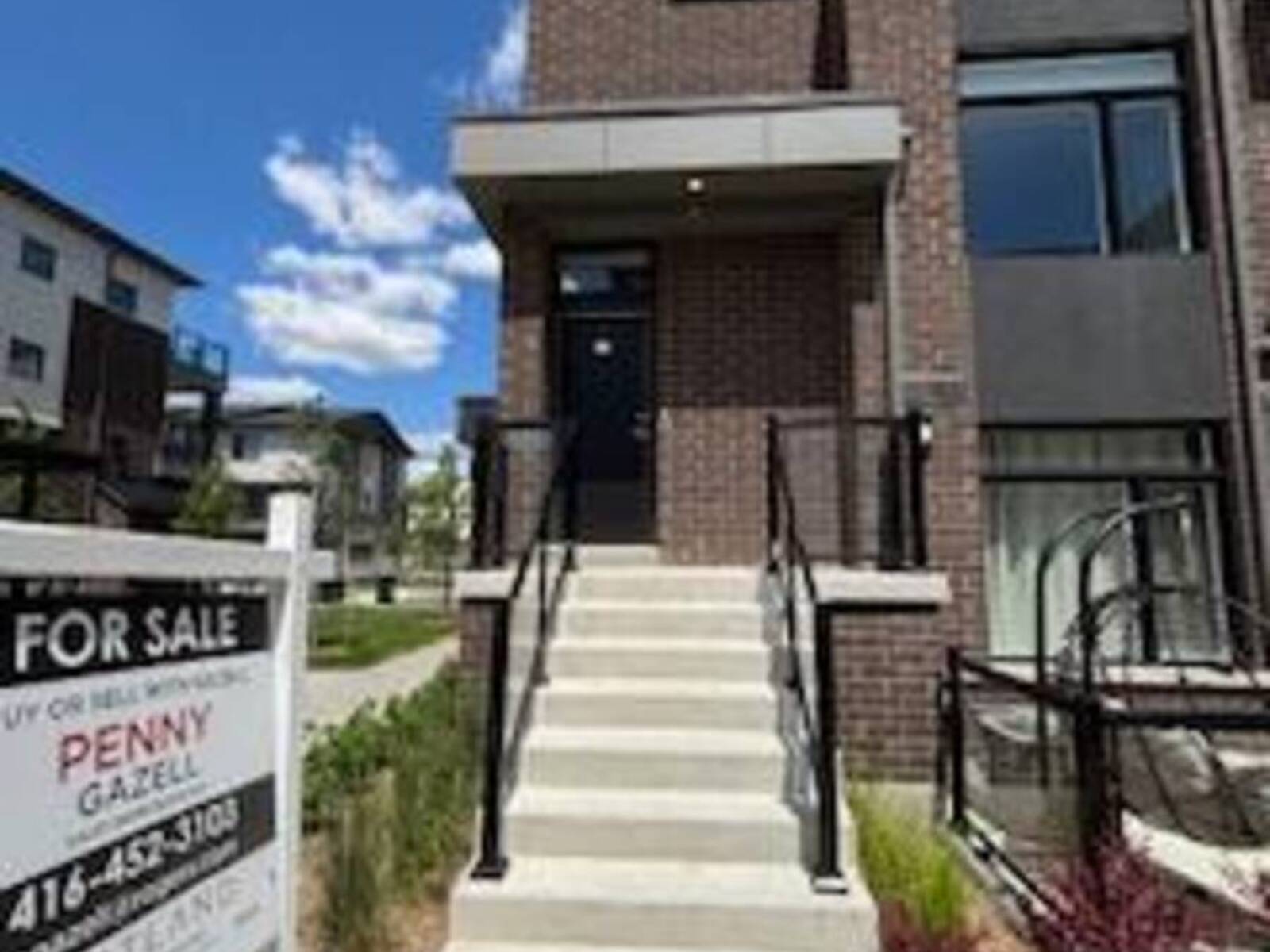 902 - 1695 DERSAN STREET, Pickering, Ontario L1X 0S9