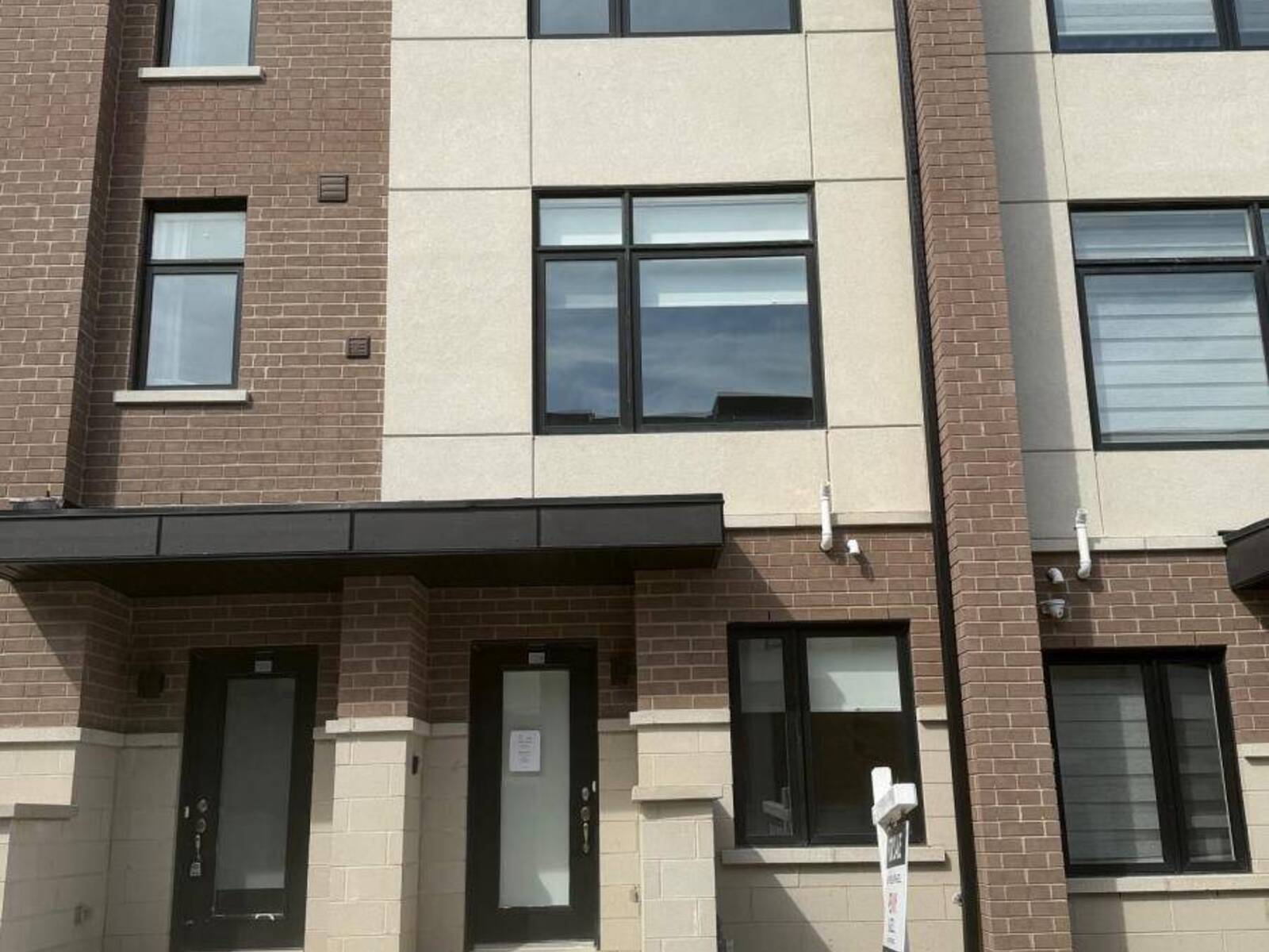 1205 - 1695 DERSAN STREET, Pickering, Ontario L1X 0S9