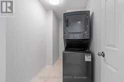 1015 - 30 HARDING BOULEVARD W | Richmond Hill Ontario | Slide Image Ten