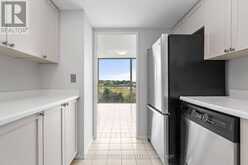 1015 - 30 HARDING BOULEVARD W | Richmond Hill Ontario | Slide Image Thirteen