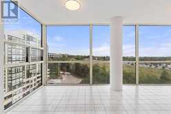 1015 - 30 HARDING BOULEVARD W | Richmond Hill Ontario | Slide Image Seventeen