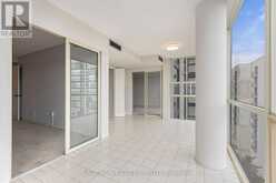 1015 - 30 HARDING BOULEVARD W | Richmond Hill Ontario | Slide Image Fifteen