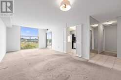 1015 - 30 HARDING BOULEVARD W | Richmond Hill Ontario | Slide Image Eight