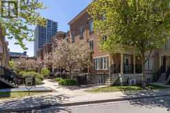 809 - 46 WESTERN BATTERY ROAD | Toronto Ontario | Slide Image Forty-one