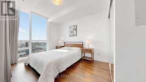 4207 - 33 BAY STREET | Toronto Ontario | Slide Image Fifteen