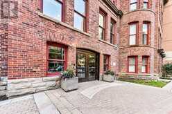 713 - 11 ST JOSEPH STREET | Toronto Ontario | Slide Image Three