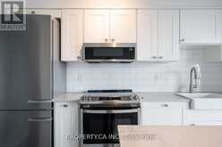 601 - 160 VANDERHOOF AVENUE | Toronto Ontario | Slide Image Seven